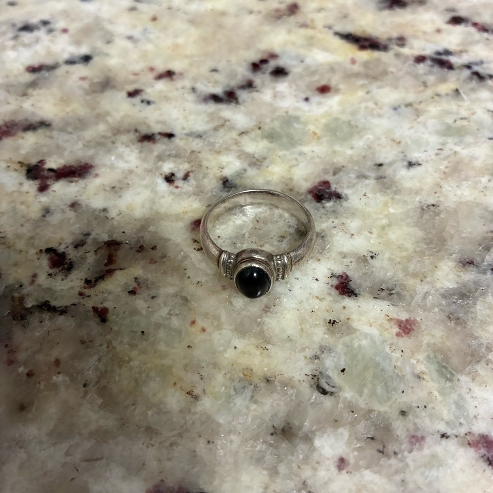 James Avery retired sterling silver black onyx ring